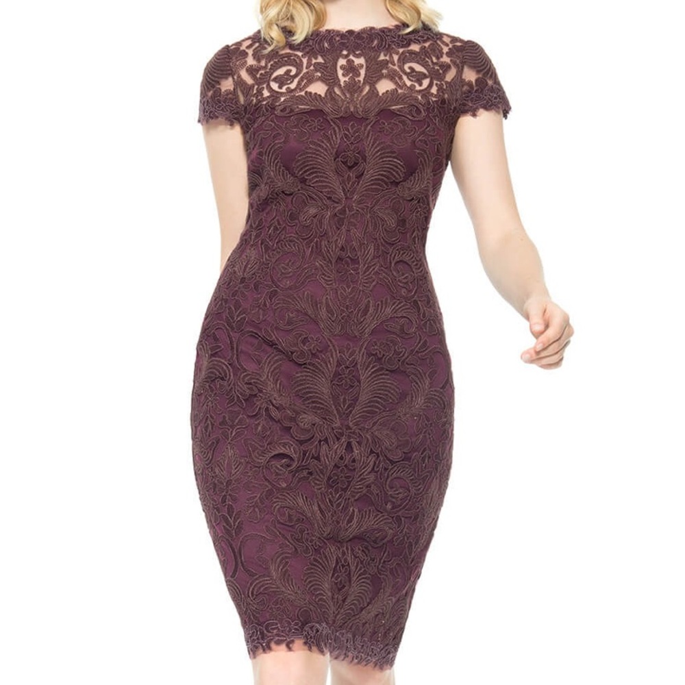 Tadashi Shoji Corded Embroidery on Tulle Cap Sleeve Dress in Blackberry size 12